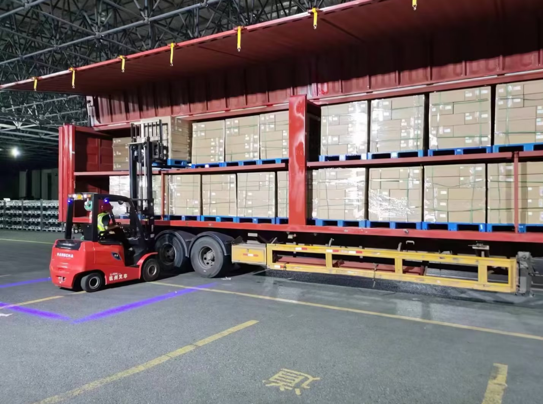 畅通物流“最后一公里” 推进铁路货运向现代物流转型